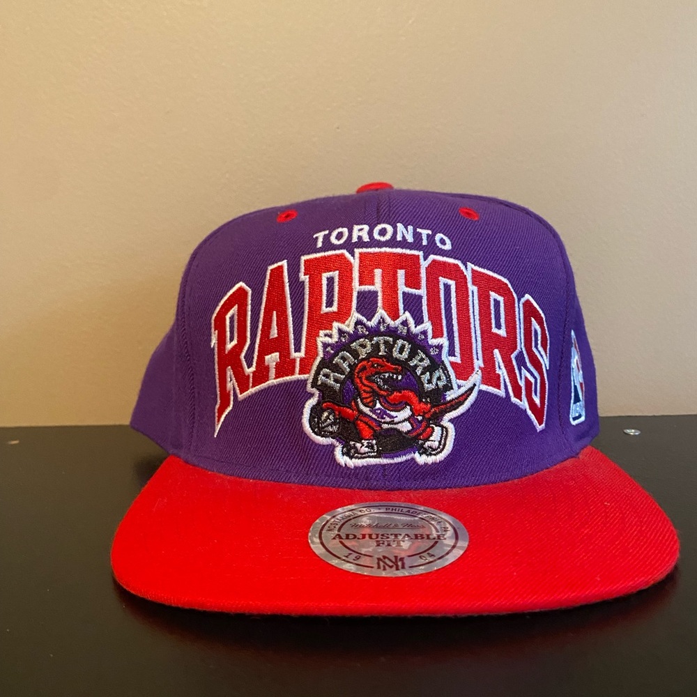Toronto Raptors Mitchell & Ness SnapBack